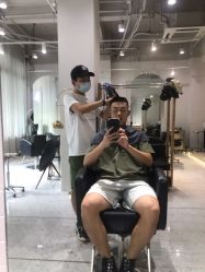 -MARTIN'S BARBER SHOP男士理发馆