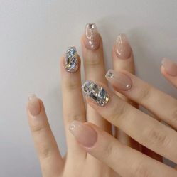 -悦指间美甲美睫