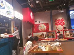 大堂-龍堂蟹黄小笼包(万家丽店)