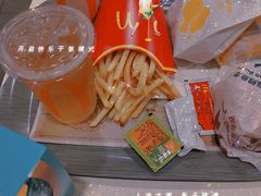 -麦当劳(金鹏路店)
