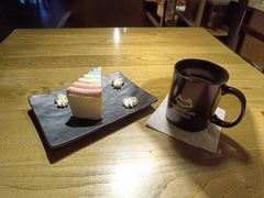 -魔方城市书房(中街益田店)