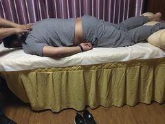 -初心正骨艾灸养生馆