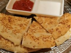 -耶里夏丽·新疆菜·28年喀什老馆(田林东路店)