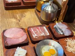-银米·云南传统过桥米线(双廊黑金冠店)