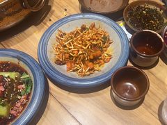 -黔诚多彩火锅(甲秀楼店)