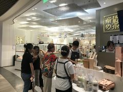 -奈雪的茶(市百一店)