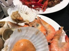 -飨食汇全日制餐厅·昆山皇冠假日酒店(九方店)