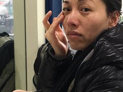 -上海游泳馆(地铁站)