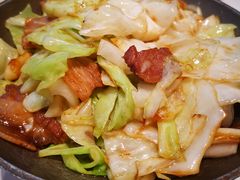 铁板手撕包菜-粤港湾砂锅粥·宵夜(宝龙店)