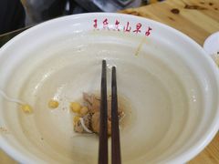 -文山荷鲜居(翠湖店)