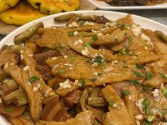 -何适山庄 ·可团建(水长城P2停车场店)