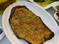 -覃记海鲜美食餐厅