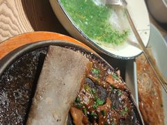 -蜜桃餐厅·伴山(湖滨商业街店)