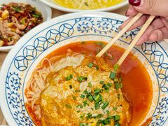-李与白包子铺(桐梓林店)