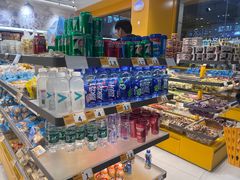 -三只松鼠国民零食(杭州萧山万象汇店)