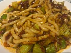 新疆炒米粉-巴扎美食·新疆菜·西域歌舞表演餐厅(新疆大厦店)
