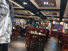 大堂-老兰家传统烧烤炒菜泡馍(小南门店)
