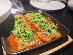 -辣尚瘾·烤鱼·新川菜(牡丹园直营店)