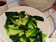 -阿瓦山寨·湘菜现炒·剁椒鱼头王(咸阳总店)