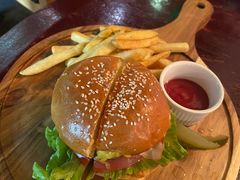 -羽深肉铺 Steak & Wine