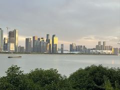 -一板铁板烧·隐秘一线江景花园餐厅(西湖左岸·天元店)