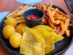 小吃拼盘-魏斯理汉堡(西安沣东吾悦店)