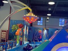 -蒙特利亲子乐园