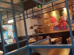 -菲滋意式餐厅(金华银泰城店)