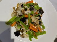 -渔港甄宴·海鲜·地标烟台菜(金沙滩店)
