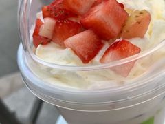 霸气芝士草莓-奈雪的茶(花城汇中区PRO店)