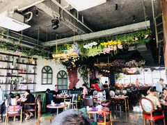 大堂-遇花缘·点心·中西融合菜(美吉特广场店)