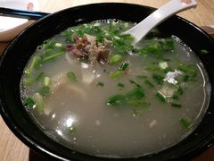 来碗羊杂汤-老班长手工灌汤包老店(东山店)