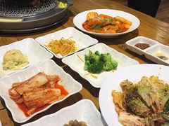 -紫霞门韩国料理烤肉(深南东路店)