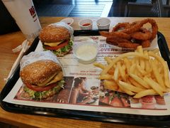 -The Habit Burger Grill 哈比特汉堡(爱琴海店)