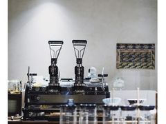 餐具摆设-Metal hands·铁手咖啡