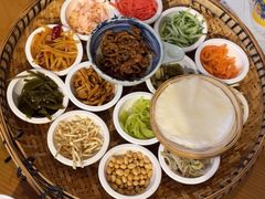 -包整·丝娃娃(一览甲秀楼风景店)