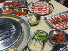 -安小胖韩国烤肉(财富广场画苑小区店)