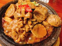 石锅手打牛肉丸-潮堂(环球金融中心店)