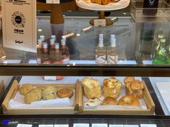 面包甜点陈列柜-Seesaw Coffee(上海国金中心店)