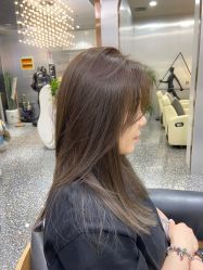 -Tloml salon