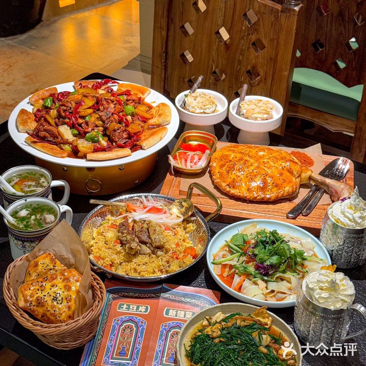 新疆手作果然好吃s了。土豆库家的正宗新疆菜