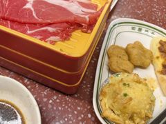 -四囍码头海鲜烧烤自助火锅(外滩南京东路悦荟广场店)