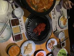 -唯成•韩国炭火烤肉 유성고기