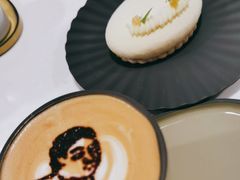 -潮一不贰·法式甜品·生日蛋糕·西式简餐(外滩店)