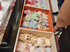 -泡泡玛特POPMART(蓝色港湾店)