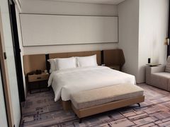 -大连星海皇冠假日酒店