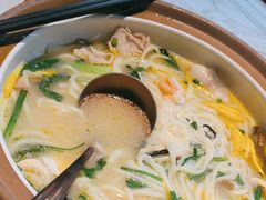 -云海肴·汽锅鸡·云南菜(天山百盛优客店)