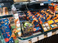 -VENCHI 闻绮(上海佛罗伦萨小镇店)