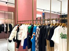 -百年港湾奥特莱斯(香炉礁店)