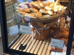 -Dough&Joe团憩(瑞虹天地月亮湾店)